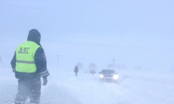 В связи с ухудшающейся погодой на дороги Челябинской области выведены дополнительные экипажи ГИБДД