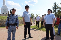 Чесменские полицейские обеспечили общественный порядок и безопасность на праздничном мероприятии, посвященном Дню воинской славы России