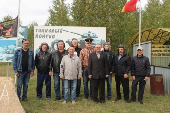 В Чесменском районе отметили День танкиста