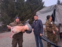 В минувшую пятницу в зону СВО из Чесменского района вновь был отправлен гуманитарный груз