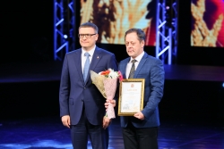 Алексей Текслер наградил лучших аграриев Южного Урала, в том числе и наших земляков