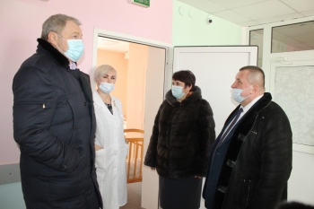 В Чесменском районе с официальным визитом побывал депутат Государственной Думы РФ Виталий Бахметьев