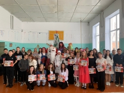 Для воспитанников тарутинской школы устроили яркий праздник