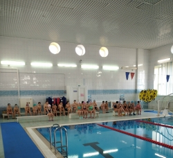 На базе ФОК «Спарта» состоялись промежуточные соревнования по плаванию
