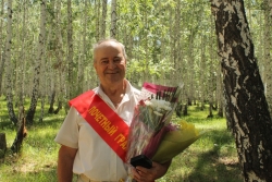 Житель Чесмы Владимир Сурайкин удостоен звания Почетный гражданин Чесменского района