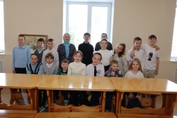 Шесть лет в селе Светлое при храме преподобного Серафима Саровского работает Воскресная школа