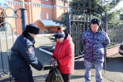 Сотрудники ОМВД России по Чесменскому району обеспечили охрану общественного порядка во время празднования Вербного Воскресенья