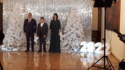 Глава региона Алексей Текслер вместе с супругой Ириной поздравили с Новым годом талантливых детей Южного Урала