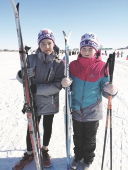 По доброй традиции в шестнадцатый раз прошли лыжные гонки среди учащихся школ района.