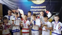 Команда чесменских бойцов вернулась с областного турнира с пятью золотыми медалями