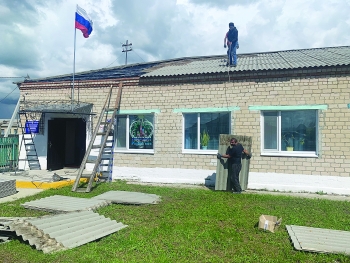 В Тарутино закончен ремонт кровли в начальной школе