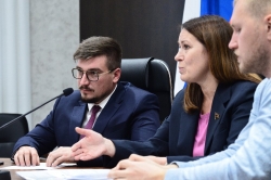 Депутат ЗСО и участник программы «Герои Южного Урала» Алексей Рожков принял участие в заседании Молодежного парламента при Государственной Думе