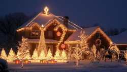 Украсьте дом к Новому году и получите подарок!