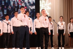 В преддверии Дня Победы в Чесменском районе прошел конкурс патриотической песни среди образовательных учреждений муниципалитета