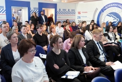 Челябинский филиал Высшей партийной школы провел обучающий семинар для руководителей местных исполкомов Единой России