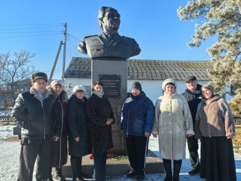 В Чесме почтили память знаменитого земляка Завершинского Владимира Ивановича