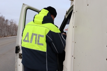 На территории Чесменского района продолжаются мероприятия по проверке уплаты штрафов лицами, управляющими автомобилями с иностранными государственными знаками